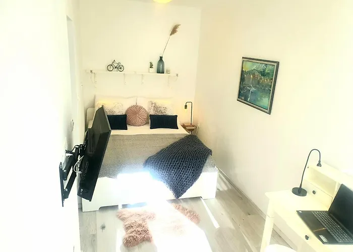 Koko&Friends, Charming Place In Quiet Neighborhood Apartment