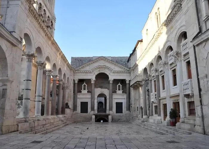 Apartment Koko&Friends, Charming Place In Quiet Neighborhood *