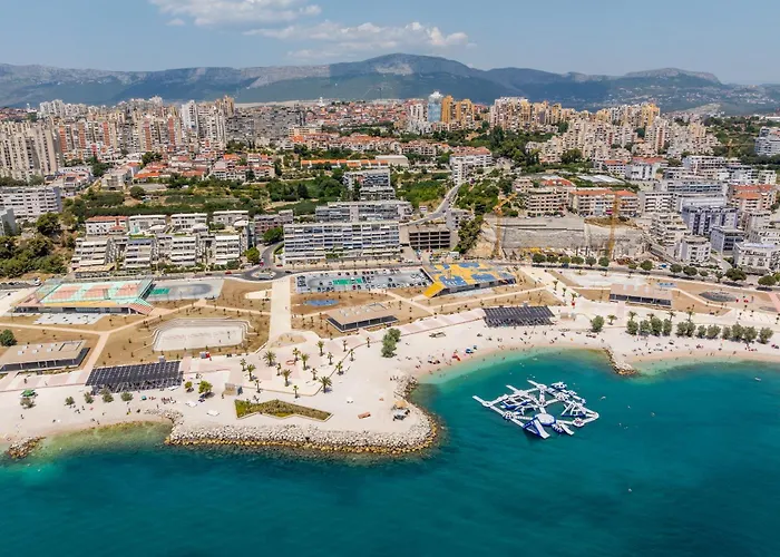 Apartment Koko&Friends, Charming Place In Quiet Neighborhood Split