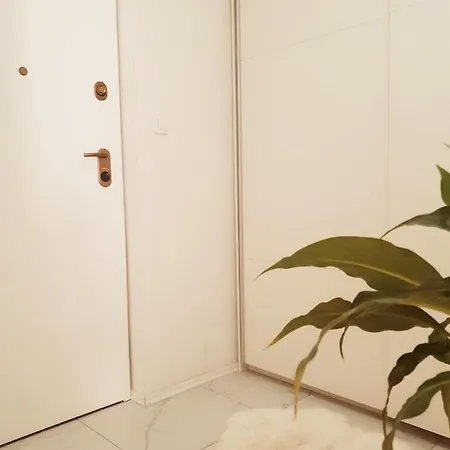 아파트 Koko&friends, Charming Place In Quiet Neighborhood *